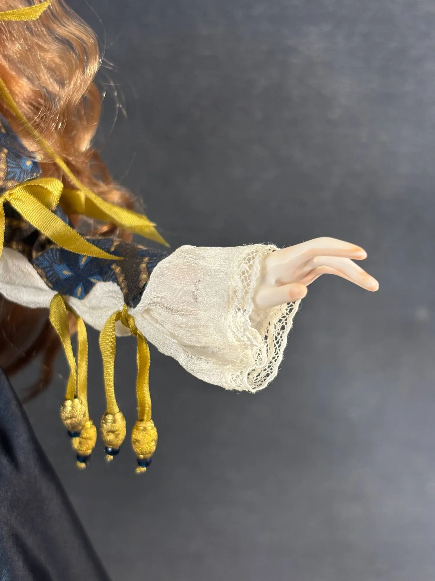 Lucrezia Borgia, detail 10